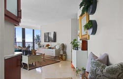 3819 AVE. ISLA VERDE AVENUE, CAROLINA, 00979