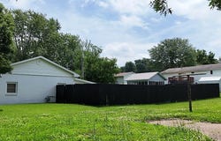 520 W Bourbon Street, Eldon, MO 65026