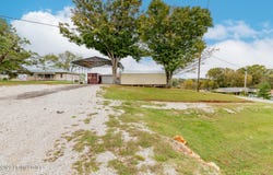 7442 N Jackson Hwy, Magnolia, KY 42757