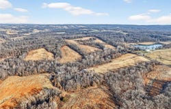 285 Graves, Foley, MO 63347