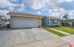 424 E Moorehaven Dr, Carson, CA 90746