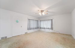 716 W 18 Street, Cedar Falls, IA 50613