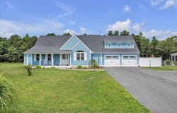 8 Dylans Way, Falmouth, MA 02536