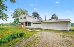 9700 Fenner Road, Perry, MI 48872