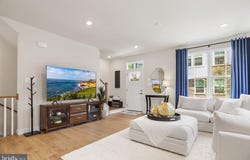 240 AVALON DRIVE, MEDIA, PA 19063