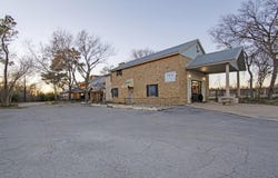 416 Depot St, Elgin, TX 78621