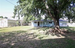 404 S 3rd, Davis, OK 73030