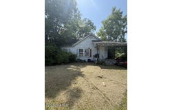 226 S Fifth Street, Aurora, NC 27806