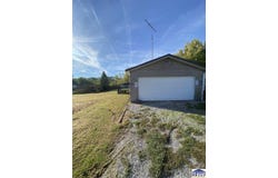 731 SW A Street, Linton, IN 47441