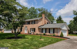 1005 GLENEAGLES DRIVE, YORK, PA 17404