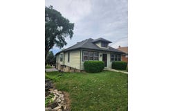932 Meadow Ave, Rockdale, IL 60436