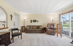 628 Westbury Ln, Delavan, WI 53115