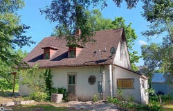 105 N 3rd Street, Mystic, IA 52574