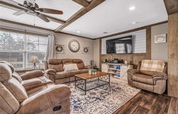 2846 Overlook Drive, Caldwell, TX 77836