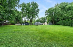 2501 County Road C2 W, Roseville, MN 55113
