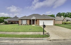 219 Garden Drive, Brandon, MS 39042
