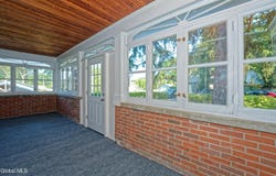 274 Pinehurst Avenue, East Greenbush, NY 12144