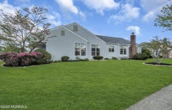 21 Frilham Lane, Manchester, NJ 08759