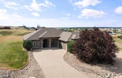 2004 16th Street East, Williston, ND 58801