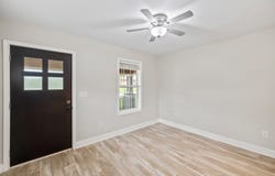 402 S 11th Street, Adel, IA 50003