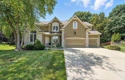 14821 W 74th Street, Shawnee, KS 66216