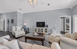 511 Kiowa Drive West, Lake Kiowa, TX 76240