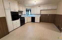 421 FM 1600, Cameron, TX 76520