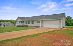 308 Laurel Ridge Drive, Lincolnton, NC 28092