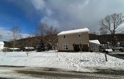 598 Winterdale Road Road, Starlight, PA 18461