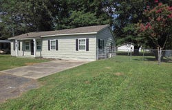 1012 N Lowe St, Stuttgart, AR 72160