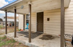 209 S Park Manor Boulevard, Lebanon, MO 65536