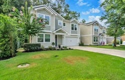 527 Maple Avenue, Niceville, FL 32578