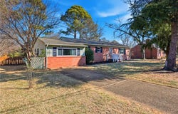 30 Meadowbrook Drive, Hampton, VA 23666