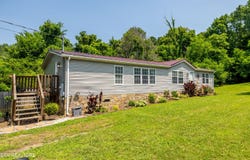 1506 Moyers St, White Pine, TN 37890