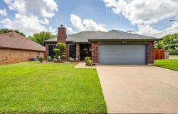 3716 Indian Wells Drive, Arlington, TX 76017
