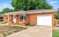 821 N Clarence Nash Boulevard, Watonga, OK 73772