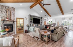 140 E E Lake, ROCKPORT, TX 78382