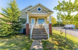304 E James St, Ely, MN 55731