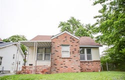 1915 Jersey Street, Alton, IL 62002