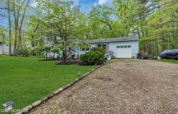 441 E Bird Village Road, Jackson, NJ 08527