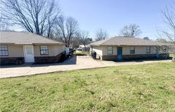 1002 Falconer ST, Charleston, AR 72933