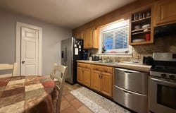 178 Lafayette St, New Bedford, MA 02745