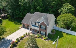 1029 English Oak Dr, Suffolk, VA 23434