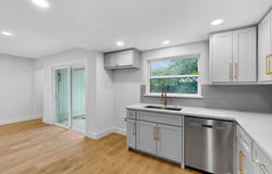 1004 E Dallas Street, Mansfield, TX 76063