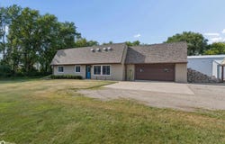 17606 310TH Street, Mason City, IA 50401