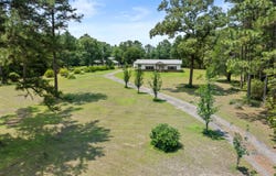 17 Hammett Rd., Petal, MS 39465