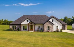 442 Shaw Bridge Road, Greenbrier, AR 72058