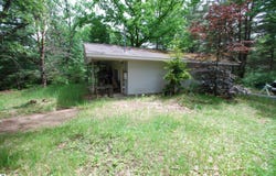 1256 N Plank Road, Tawas City, MI 48763