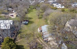 1104 Perry RD, Austin, TX 78721