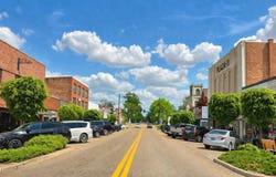 1412 E Main Street, Humboldt, TN 38343